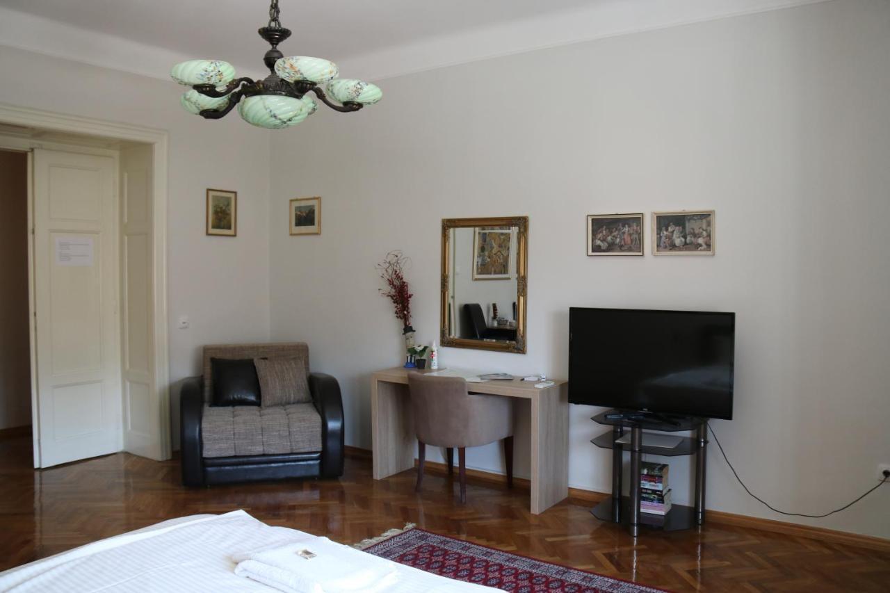 Apartment Centrum Novi Sad Exterior foto